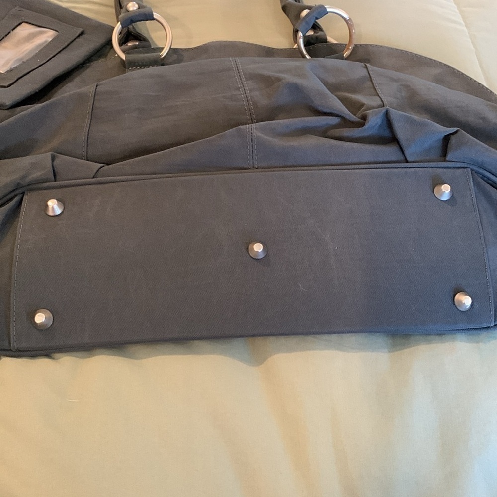 Baggallini Womens Gray Bag. Inside is Barbie Pink! Very roomy&clean. - Picture 13 of 14